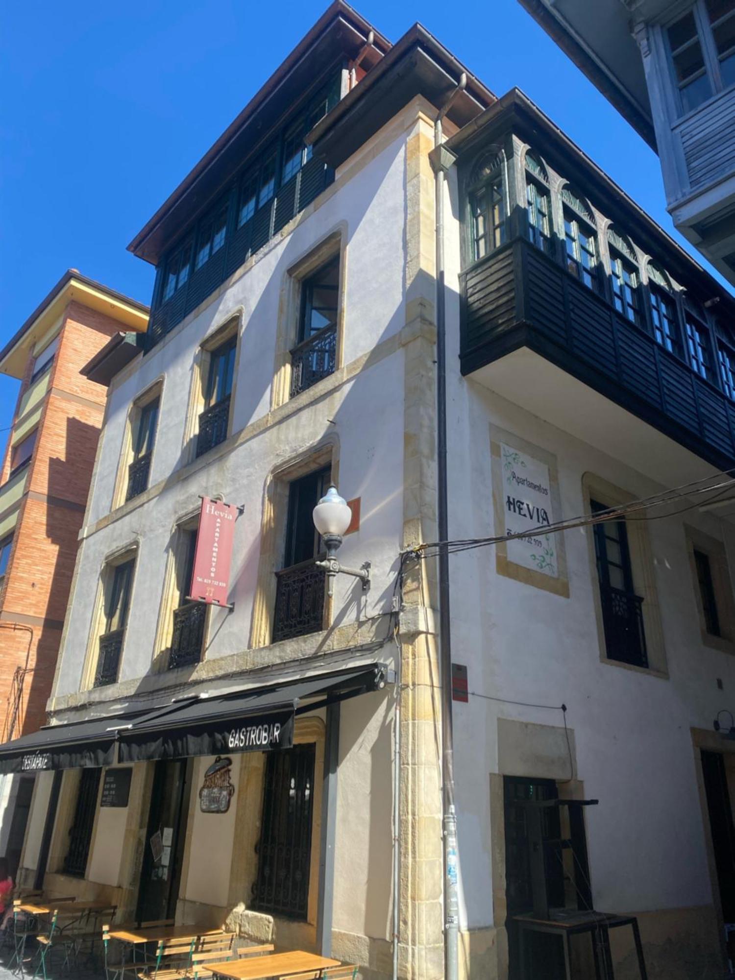 Apartamentos Hevia Villaviciosa  Kültér fotó